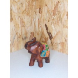 Eléphant en bois