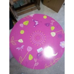 Table et sa petite chaise rose enfant