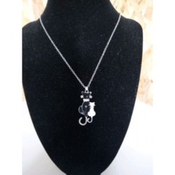 Collier chat noir et blanc 