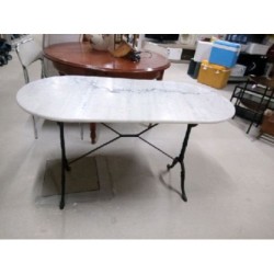 Table imitation marbre