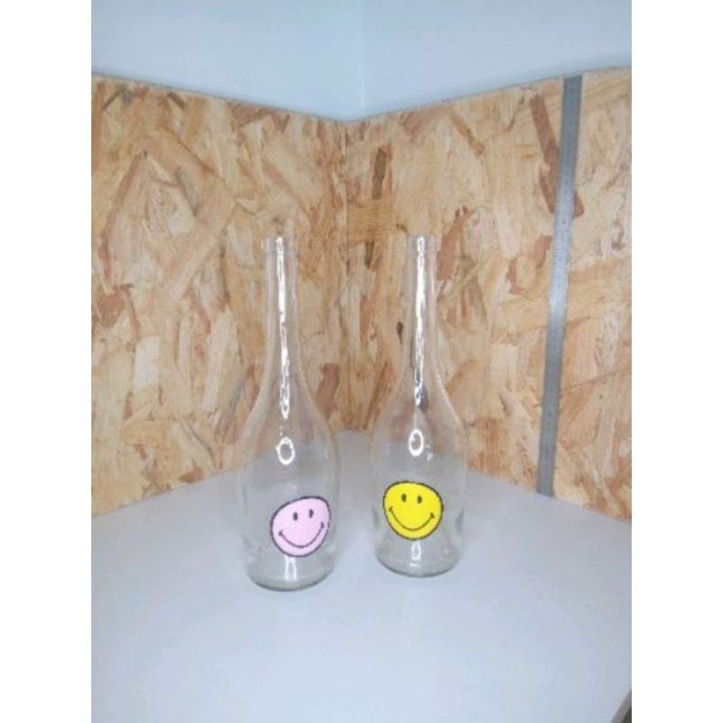 Lot  2 bouteilles Smiley