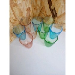 9 verres couleurs assorties