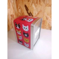 Distributeur serviette chat