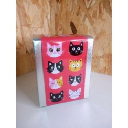 Distributeur serviette chat