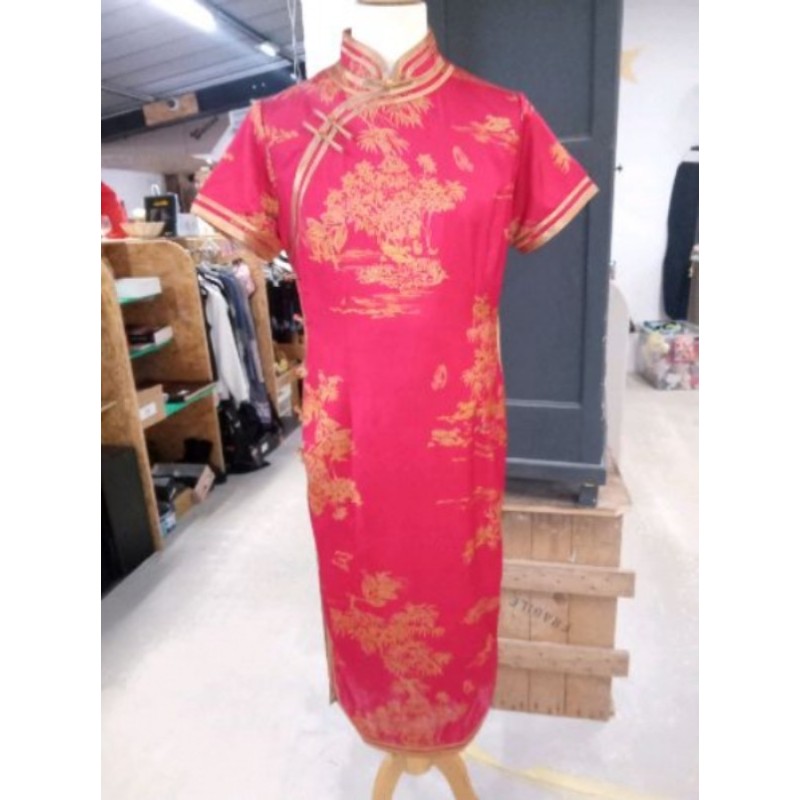 Robe chinoise rouge et dore 