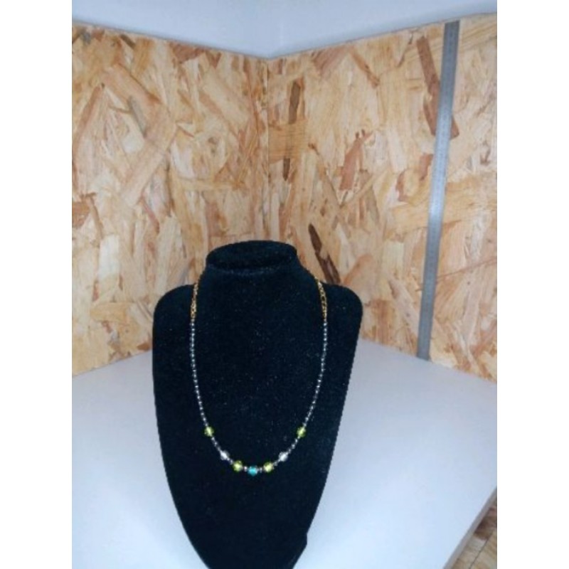 Collier perle noir et vert