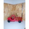 Camion rouge métal