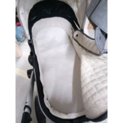 Poussette avec nacelle et accessoires